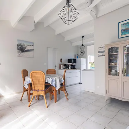Maison La Petite Oleronaise سان بيار دو أوليرون
