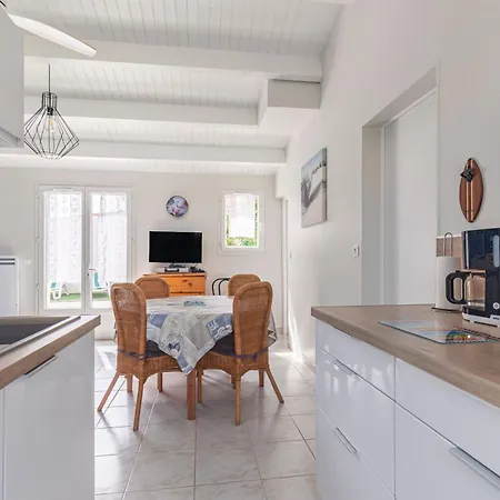 Maison La Petite Oleronaise سان بيار دو أوليرون